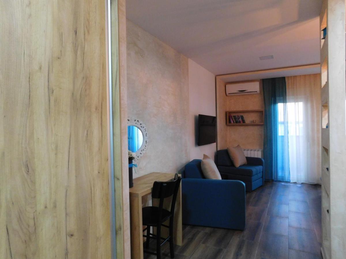 Lola Apartments Баня-Ковиляча Экстерьер фото