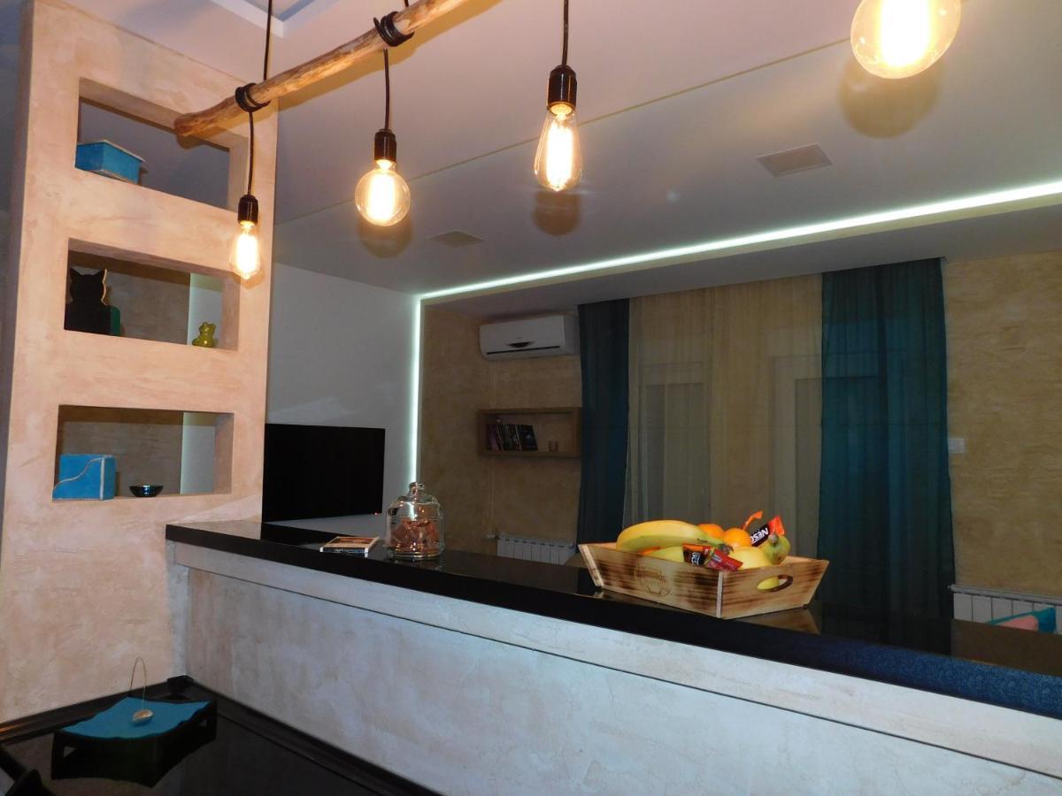 Lola Apartments Баня-Ковиляча Экстерьер фото